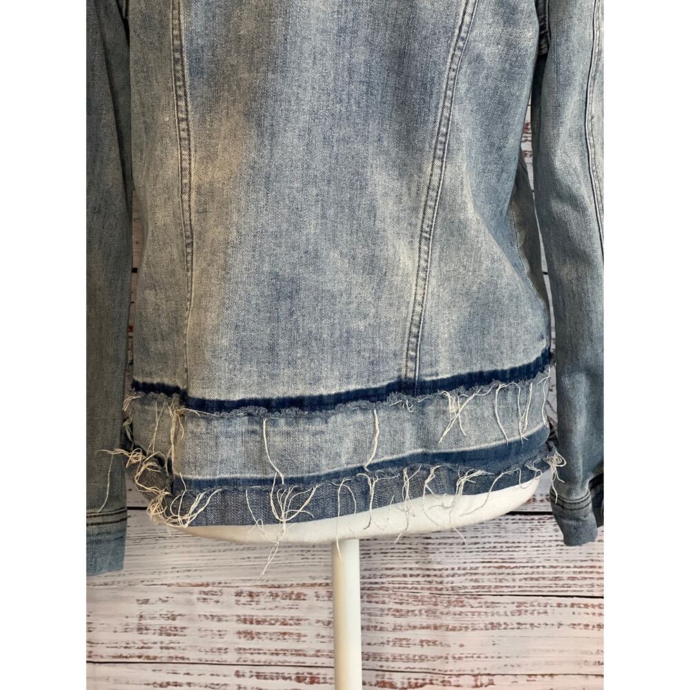 Kut from the Kloth Distressed
Raw Hem Light Blue Denim Kara Frayed Hem Jacket L - Picture 7 of 14